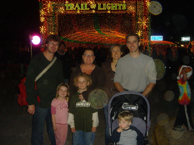 2006-12-14-Trail-Of-Lights-12.JPG